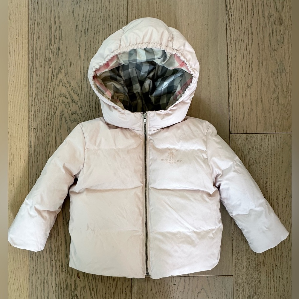 Burberry light pink puffer coat 18M